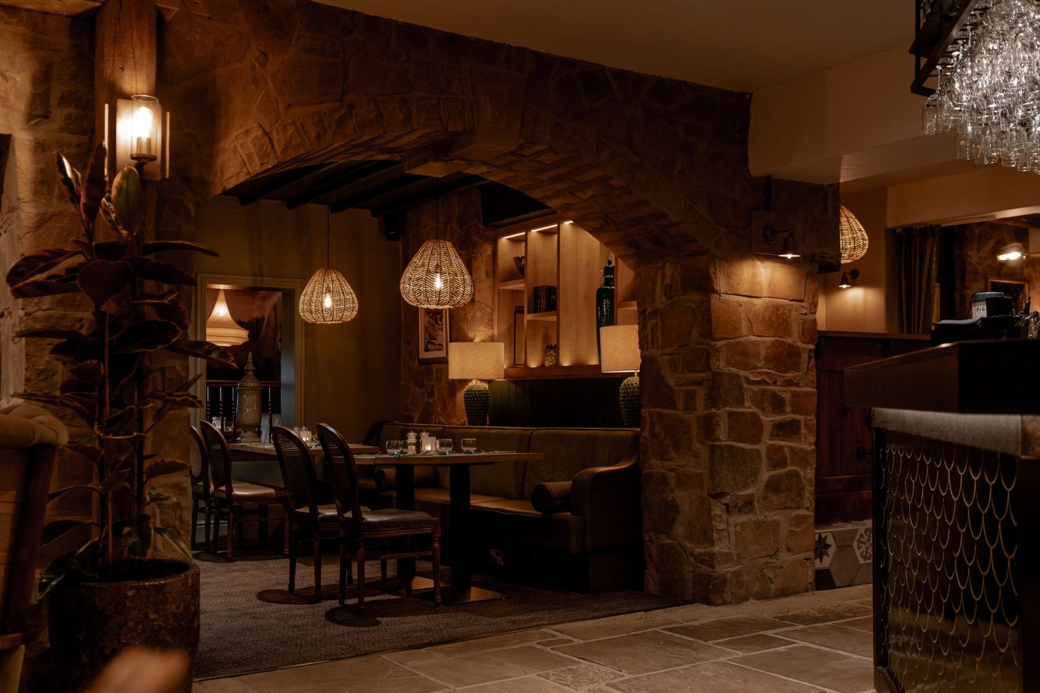 The Hartshead Inn, Ashton-Under-Lyne | JMDA / (20i hosting)