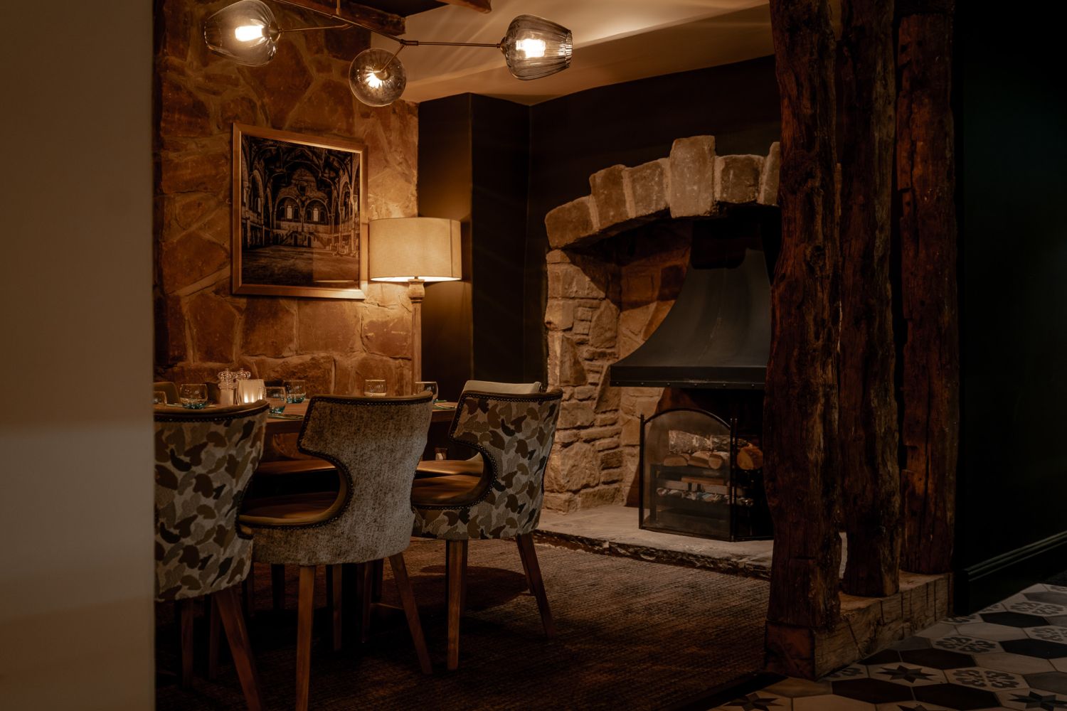 The Hartshead Inn, Ashton-Under-Lyne | JMDA / (20i hosting)